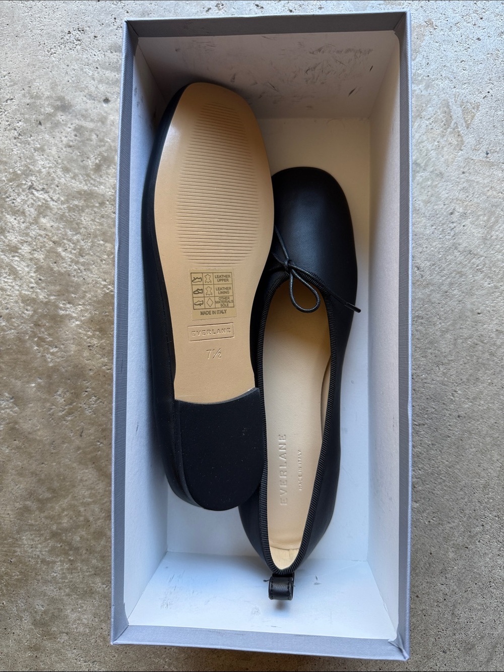 Everlane Black Leather Rounded-Toe Ballet Flats - Picture 2 of 2
